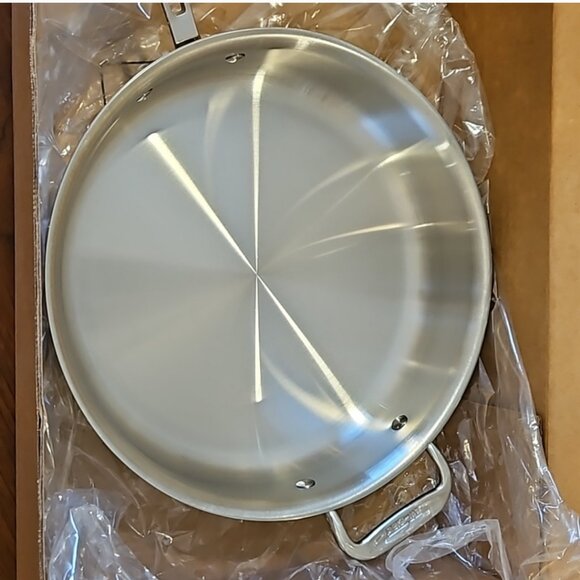 All-Clad Copper Core Saute Pan with Lid, 3 Quart, NWT - Picture 4 of 7